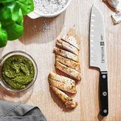 Zwilling Gourmet Santoku 18 Cm, 36117-181 13 Zwilling Gourmet Santoku 18 Cm, 36117-181 -Yaxell Tienda Gourmet8