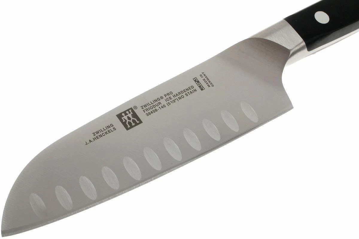 Zwilling 38408-141 Pro Cuchillo Santoku Con Borde Granton 2 Zwilling 38408-141 Pro Cuchillo Santoku Con Borde Granton - Imagen 2